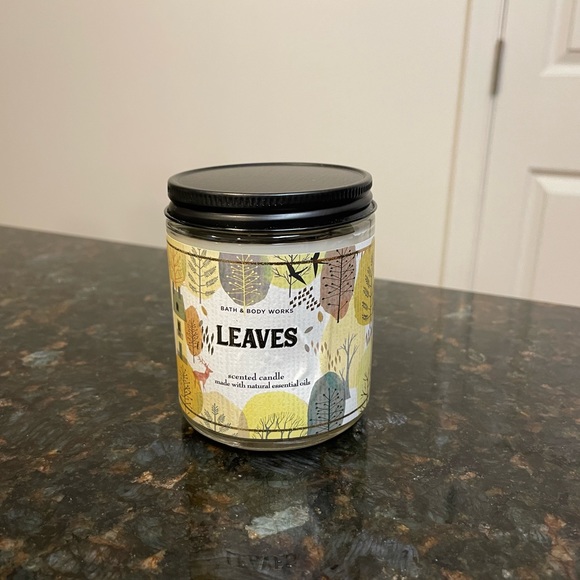 NWT Bath & Body Works / White Barn Fall Candle Bundle - 3 Single Wick Candles - Picture 3 of 11